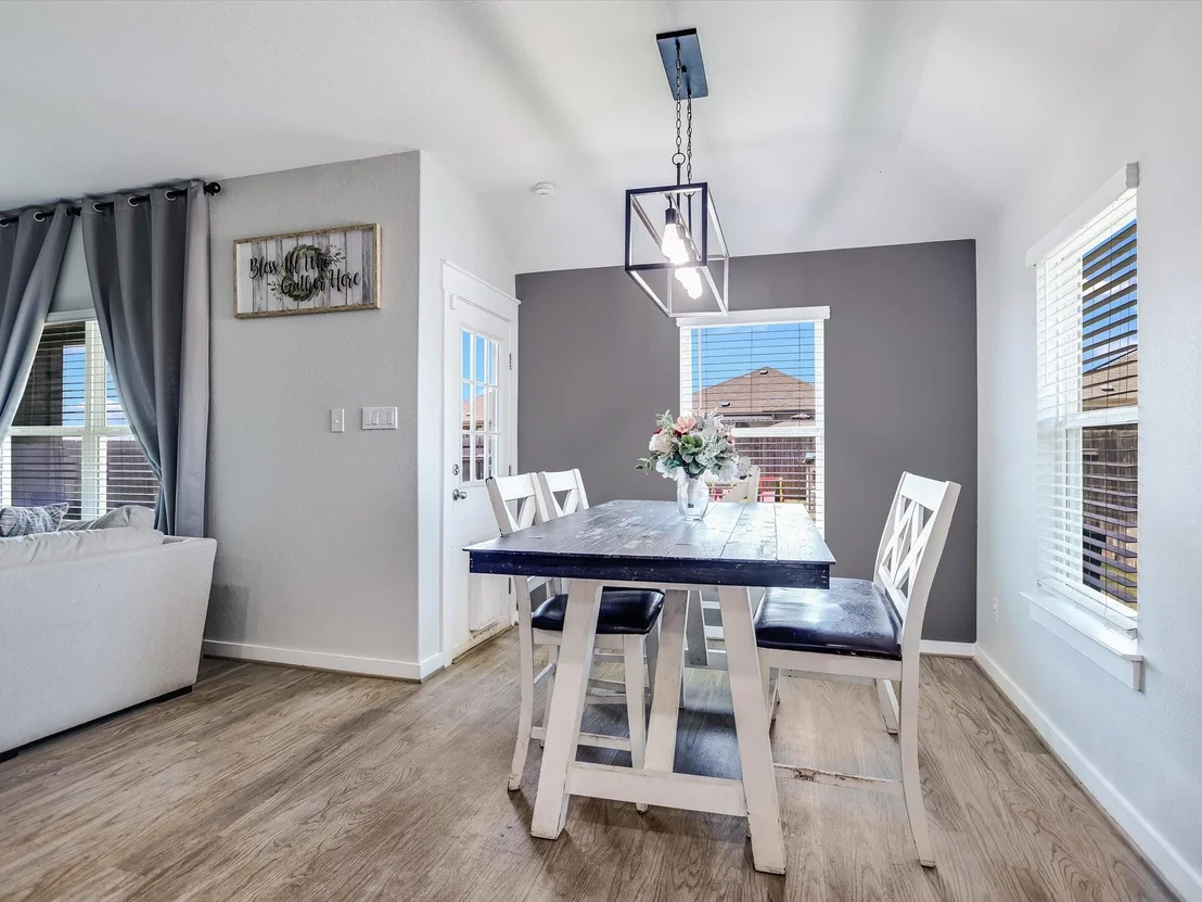 Photo of 1006 Berryhack CT