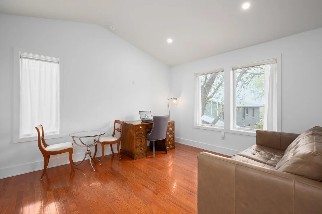 Photo of 2109 Travis Heights BLVD