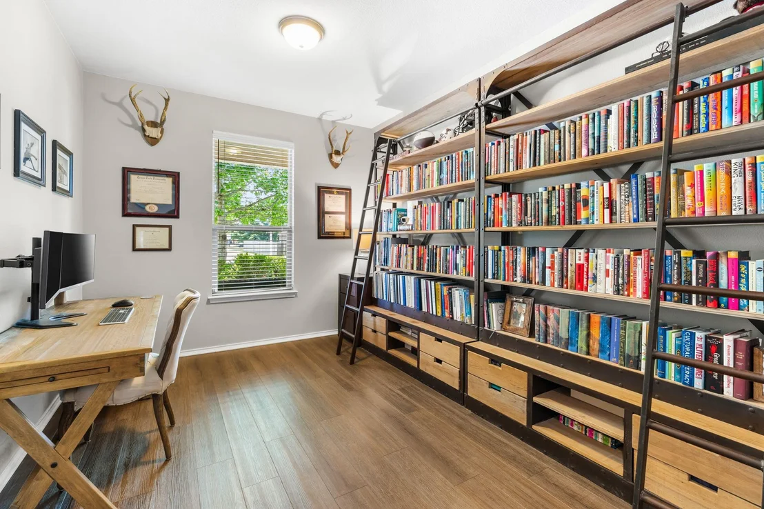 Photo of 1133 Yellow Iris RD