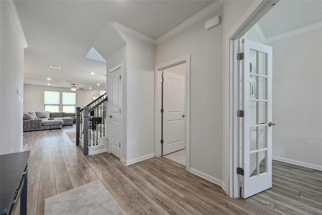 Photo of 468 Purple Heart DR