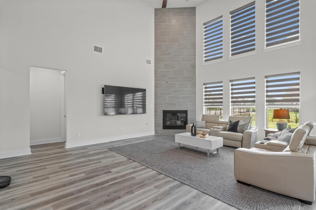 Photo of 5363 Orsini BLFS