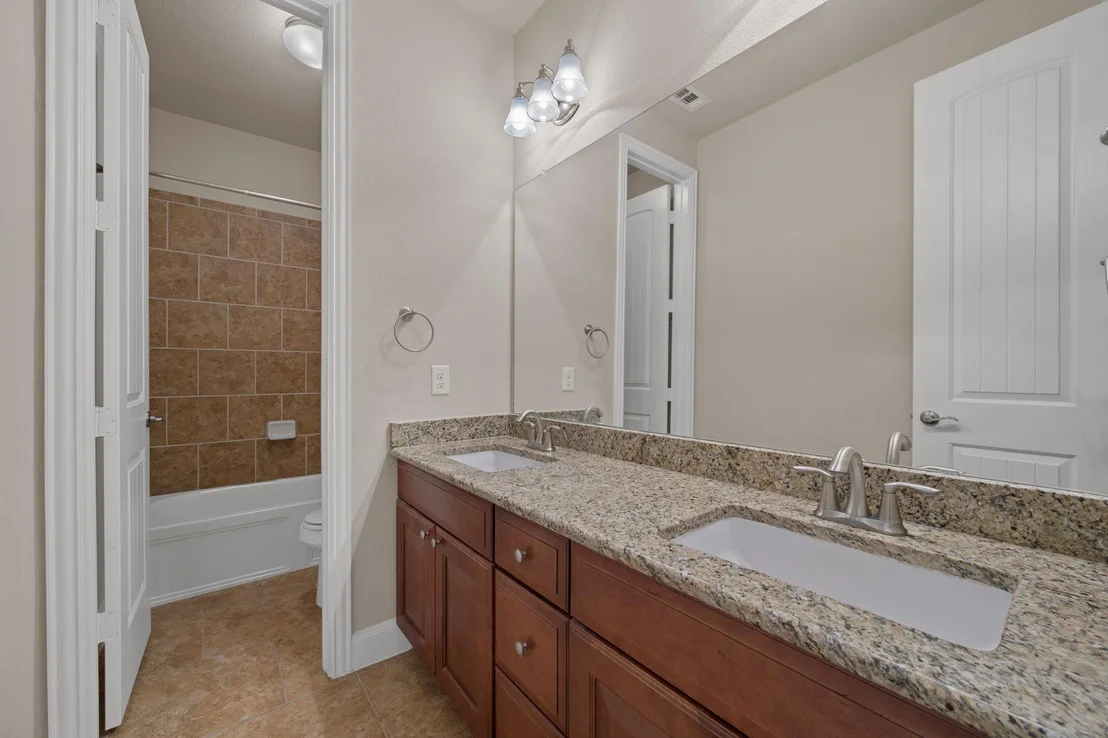 Photo of 4009 Mason CV