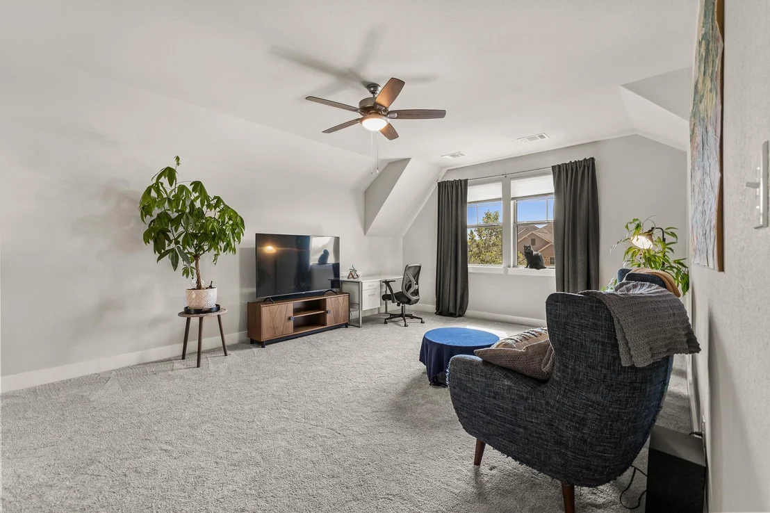 Photo of 356 Coyote Creek WAY