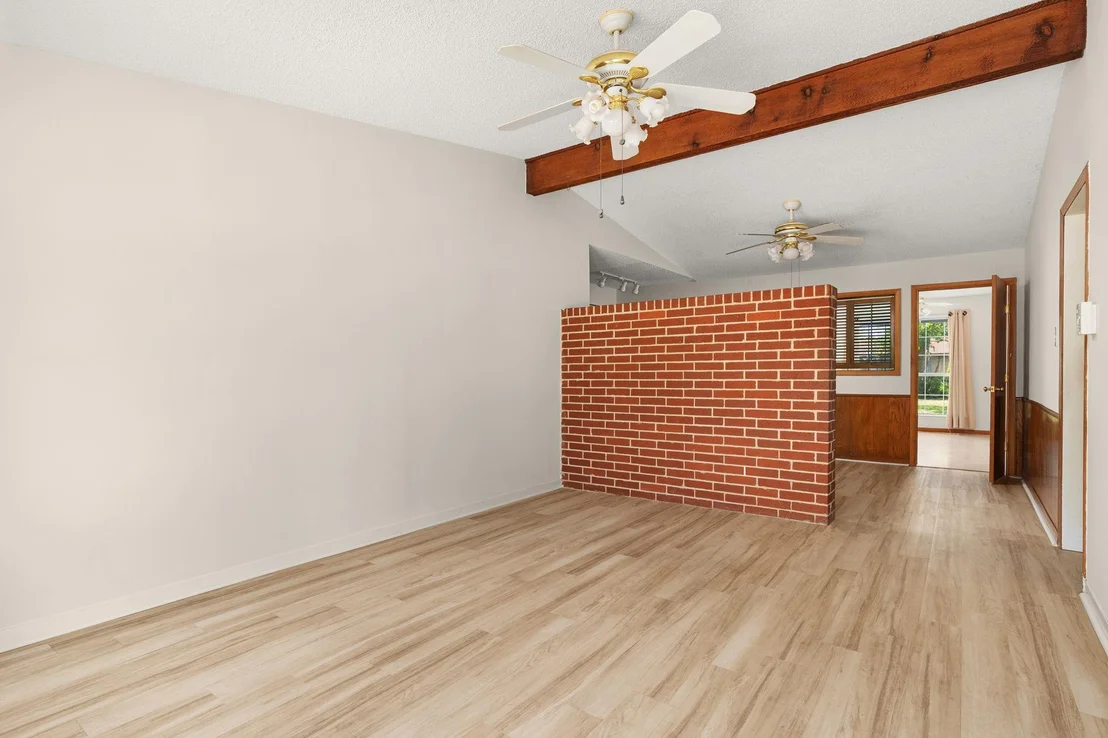 Photo of 6804 Miranda DR