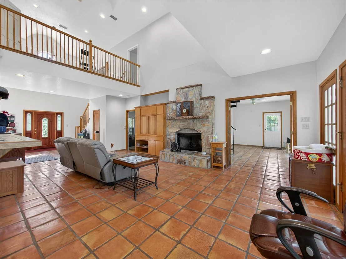 Photo of 613 Breakaway RD