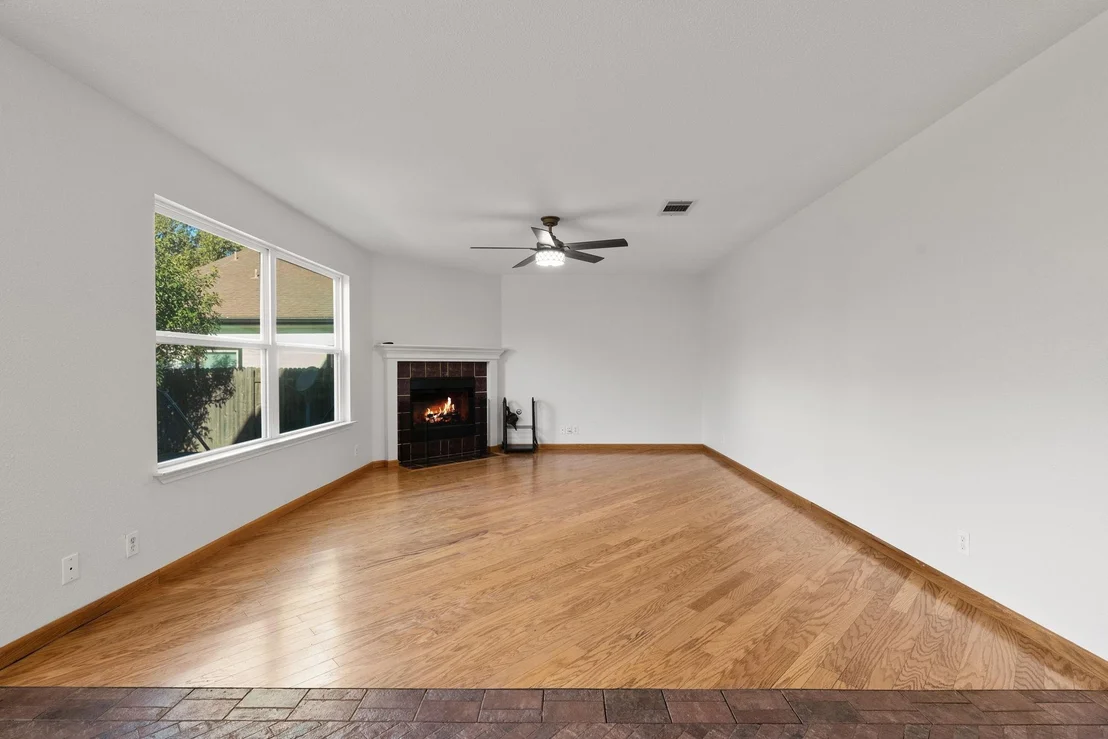 Photo of 12708 Parkland DR