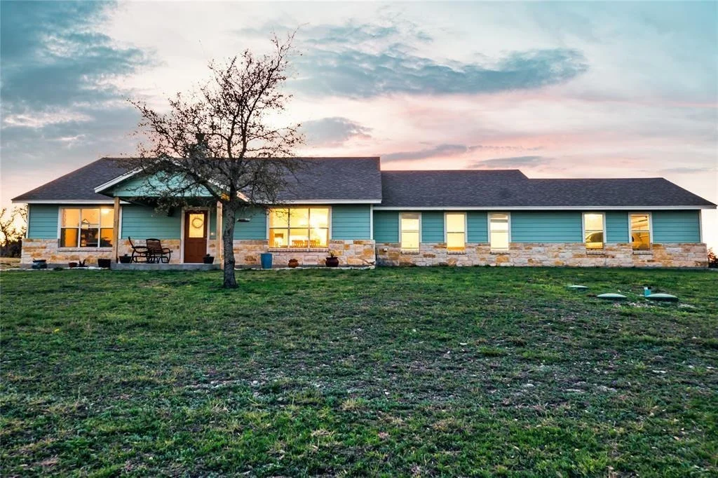 Photo of 220 Three Creeks DR
