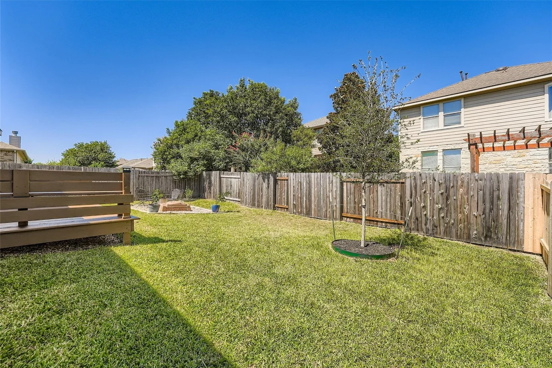 Photo of 409 Briar Park DR