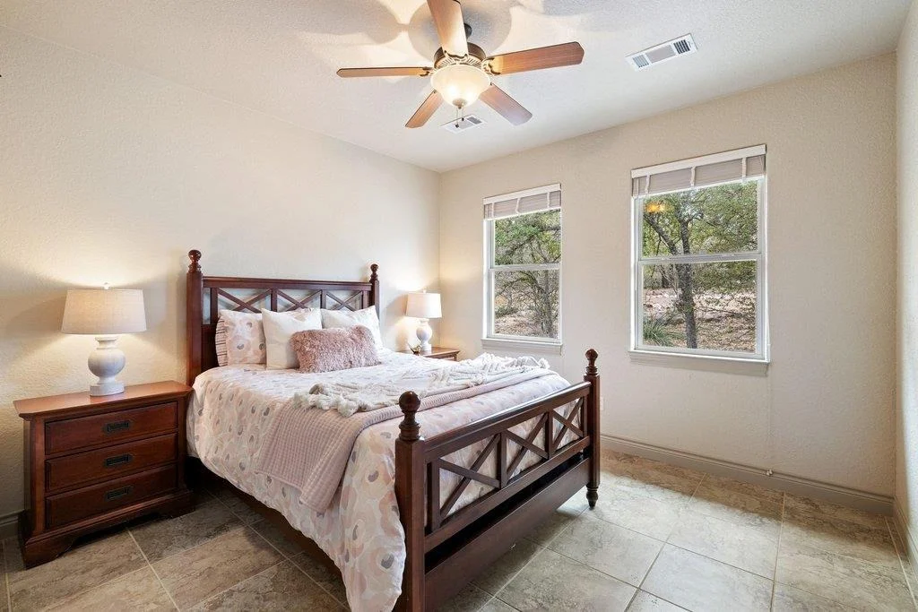 Photo of 232 Crooked Oak LN