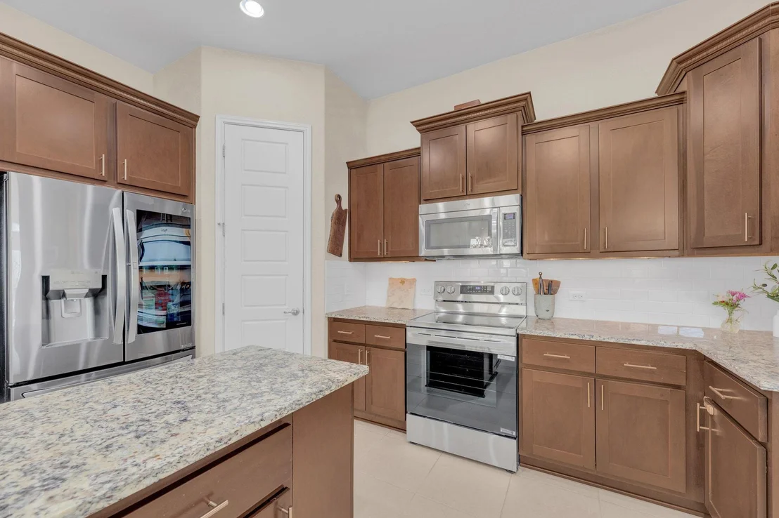 Photo of 712 Carillion DR