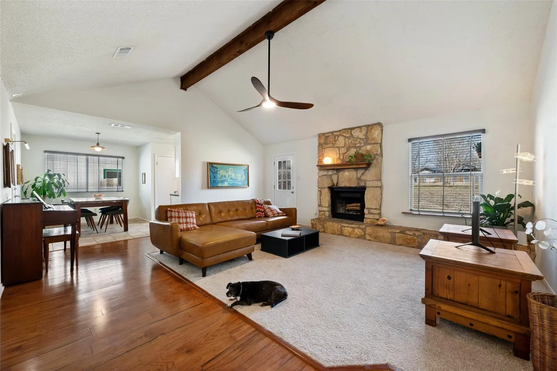 Photo of 5100 Lambs LN