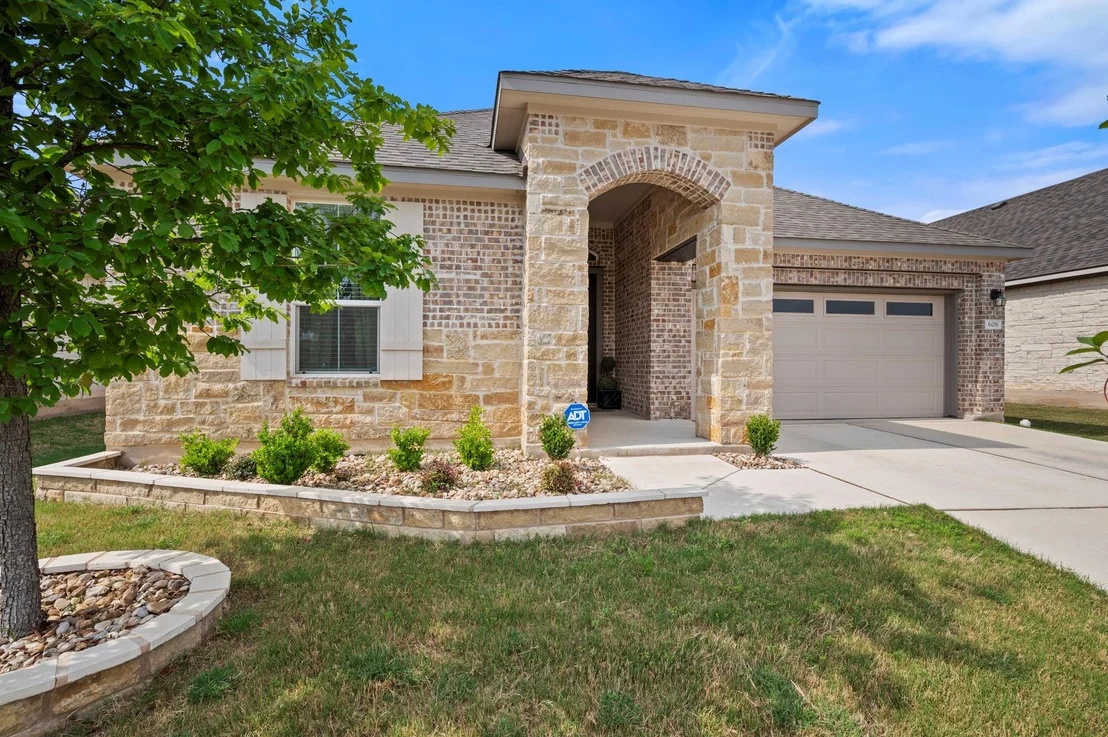 Photo of 608 Peace Pipe WAY
