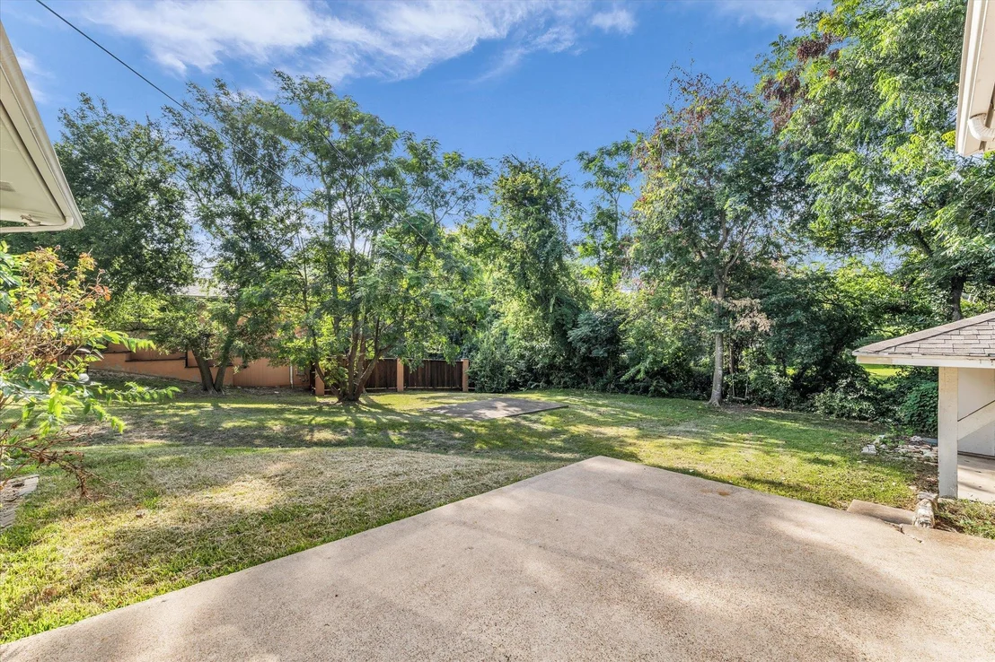 Photo of 9730 Timberview DR