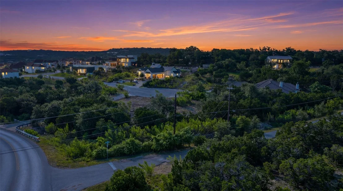 Photo of 210 Lodestone CV