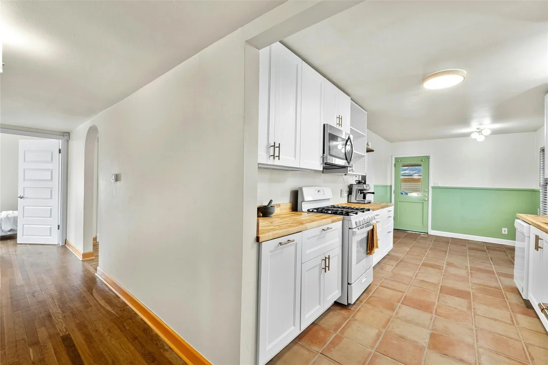 Photo of 1604 Briarcliff BLVD