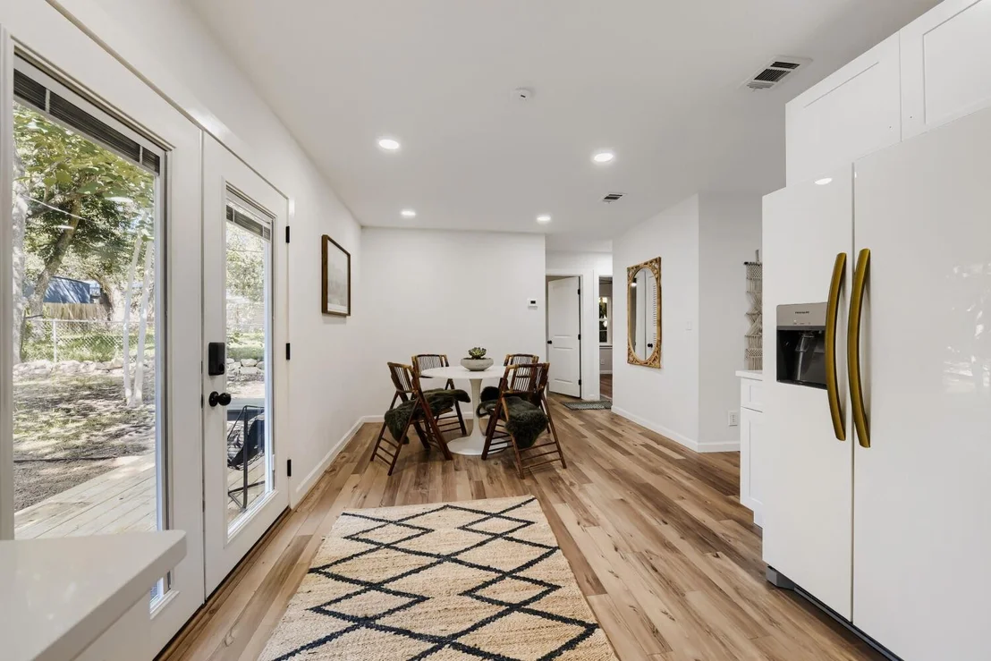 Photo of 304 Sheraton Ave