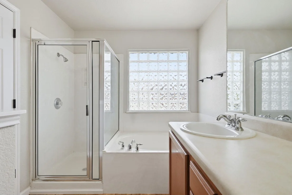 Photo of 1733 Thompson TRL