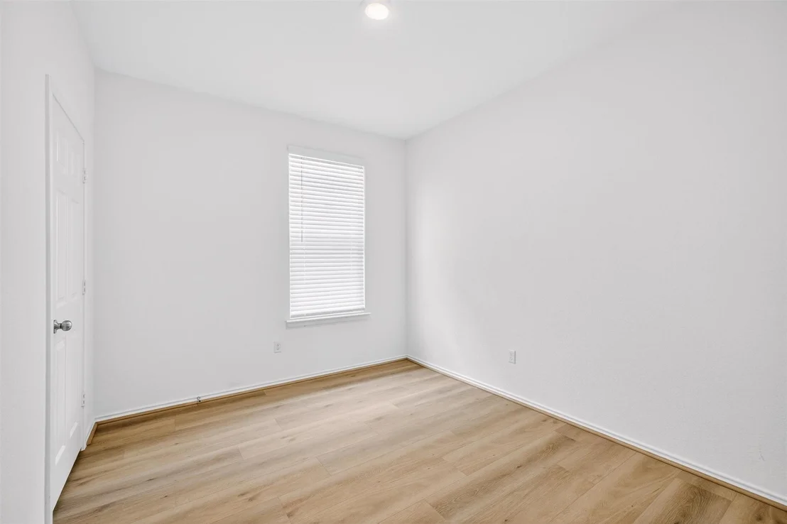 Photo of 1521 Hope Ranch RD