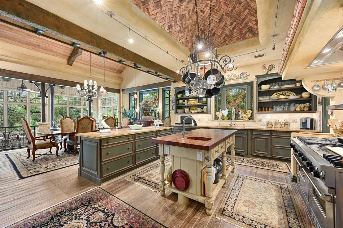 Photo of 3601 Toro Canyon RD