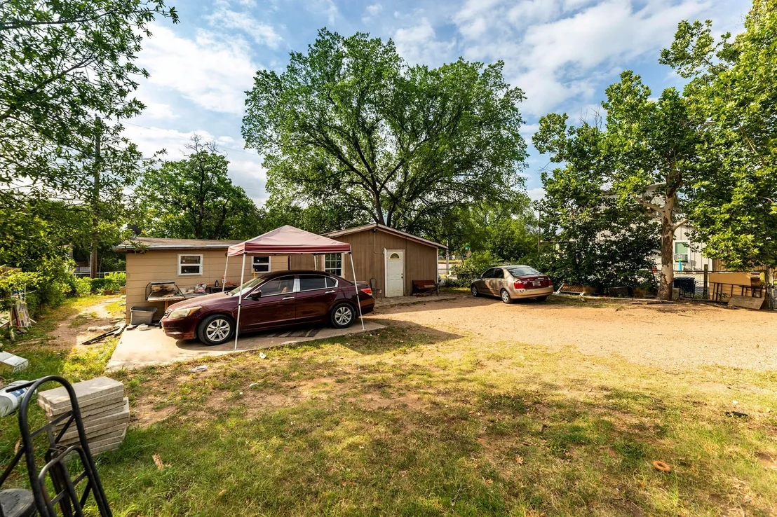 Photo of 1144 Mason Ave