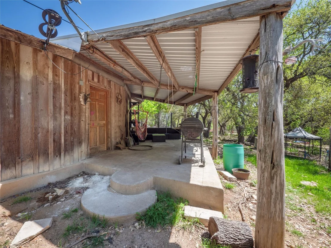 Photo of 21500 Firefly RD