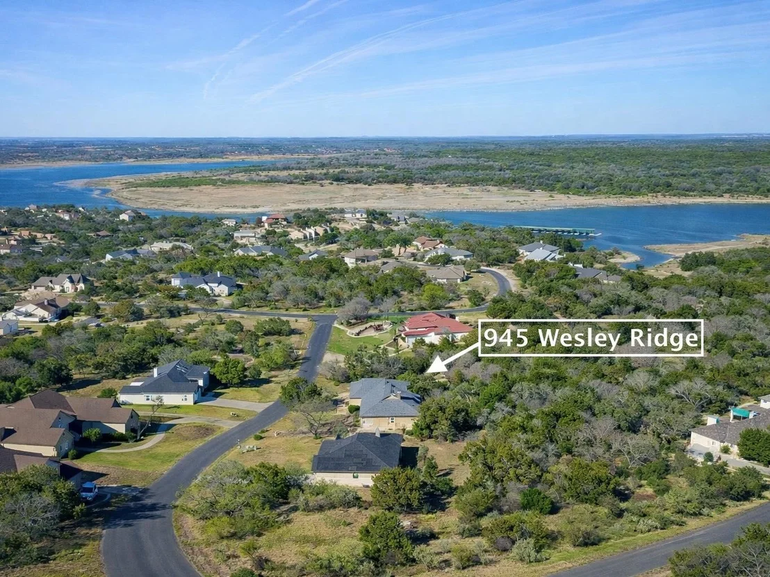 Photo of 945 Wesley Ridge DR