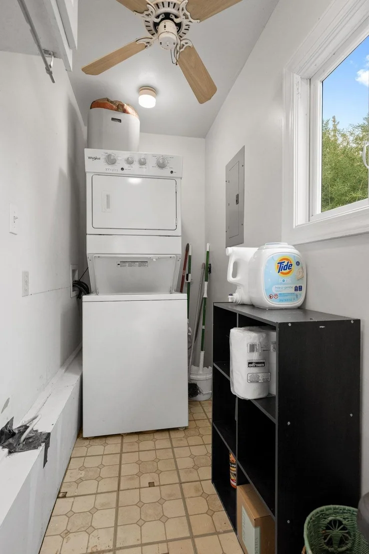 Photo of 2702 Little John LN