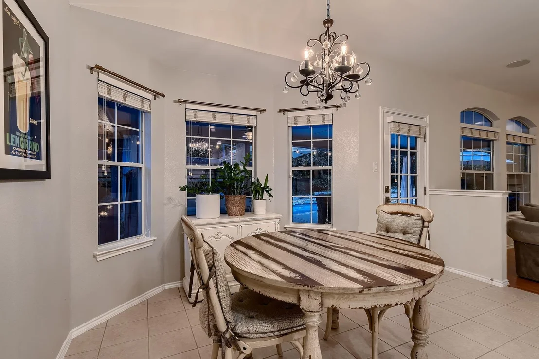 Photo of 2917 Perceval LN