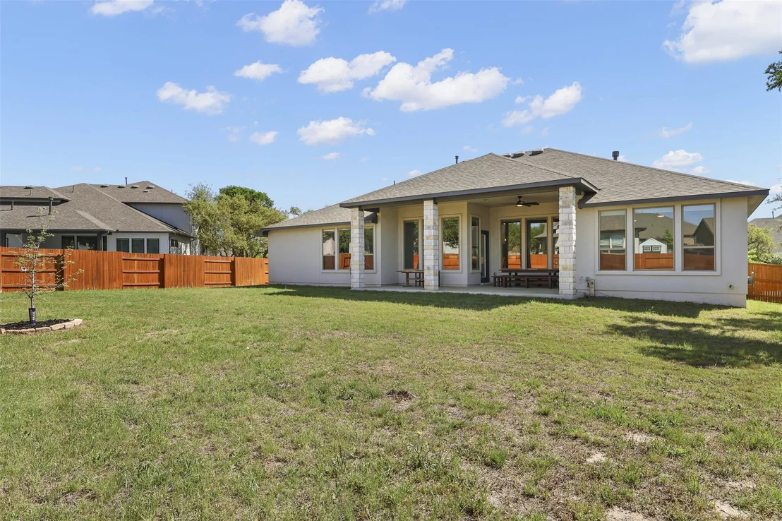 Photo of 299 Peakside CIR