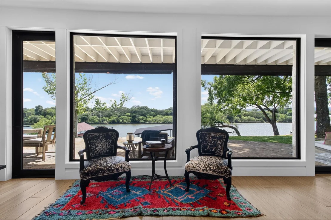 Photo of 237 Waters Edge