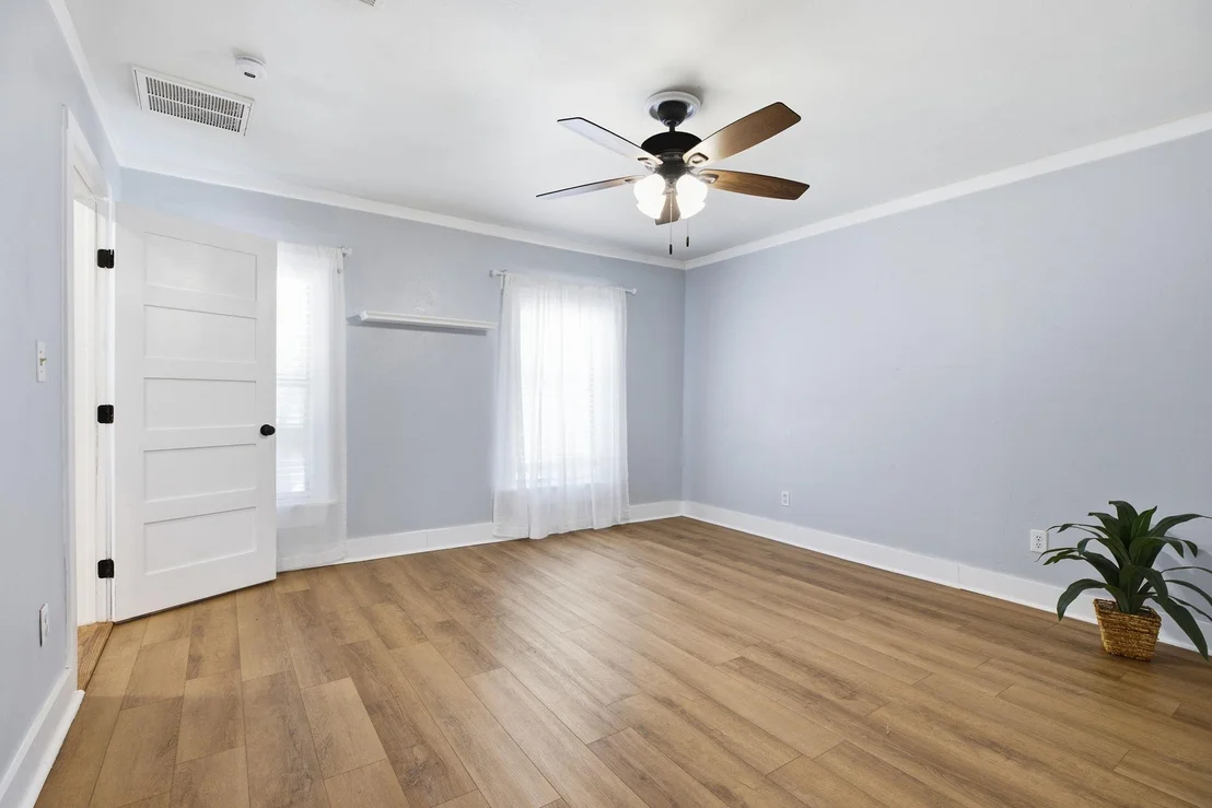 Photo of 110 Fallwell ST