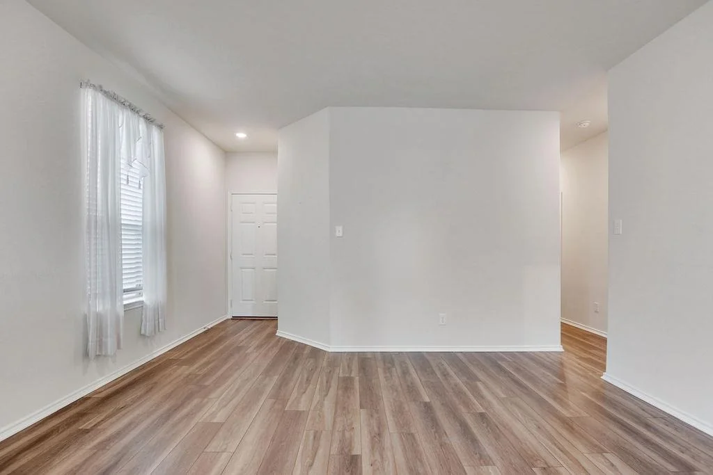 Photo of 433 Stone Water LN