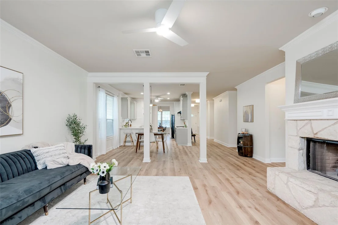 Photo of 6421 Carrington DR