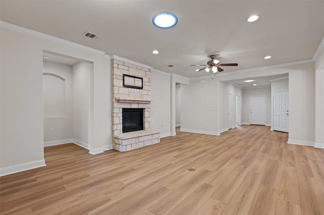 Photo of 509 Davis Mountain CIR