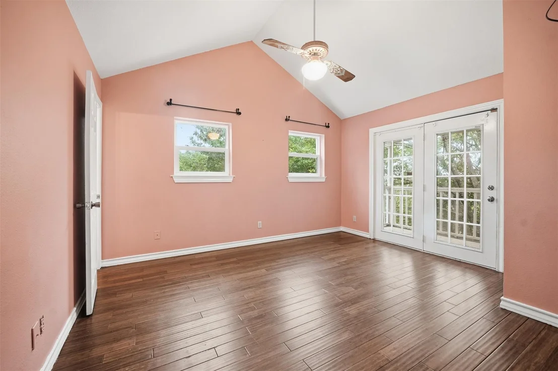 Photo of 1104 Franklin DR