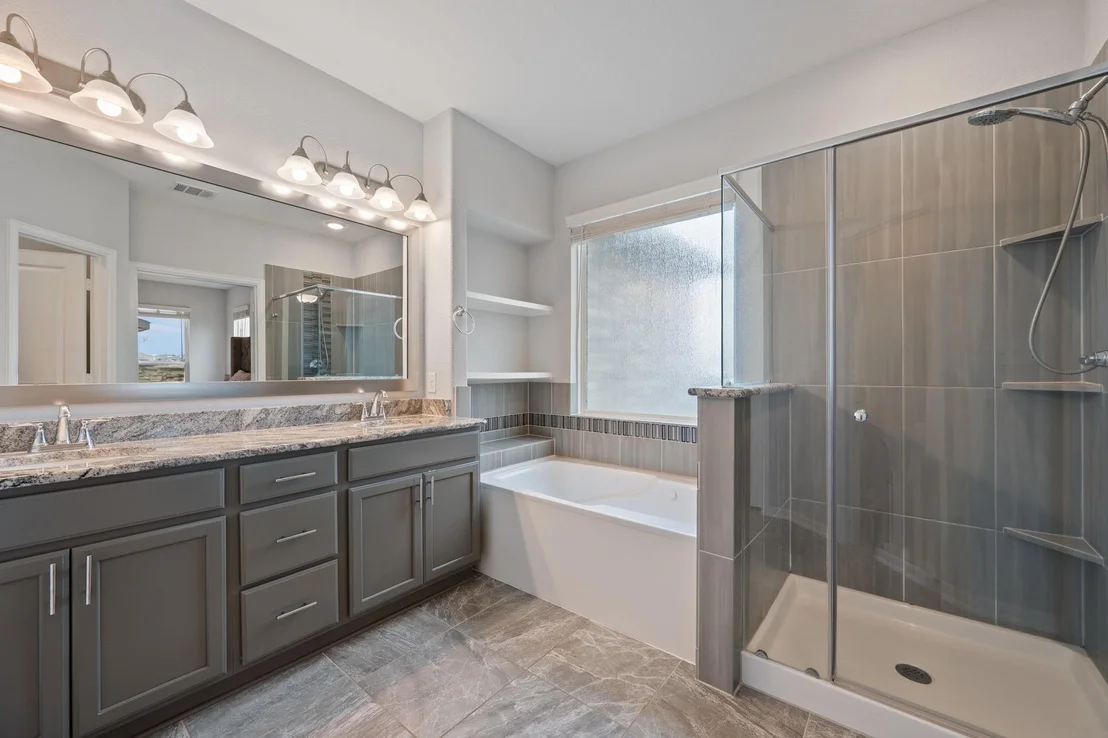 Photo of 6122 Genova PL