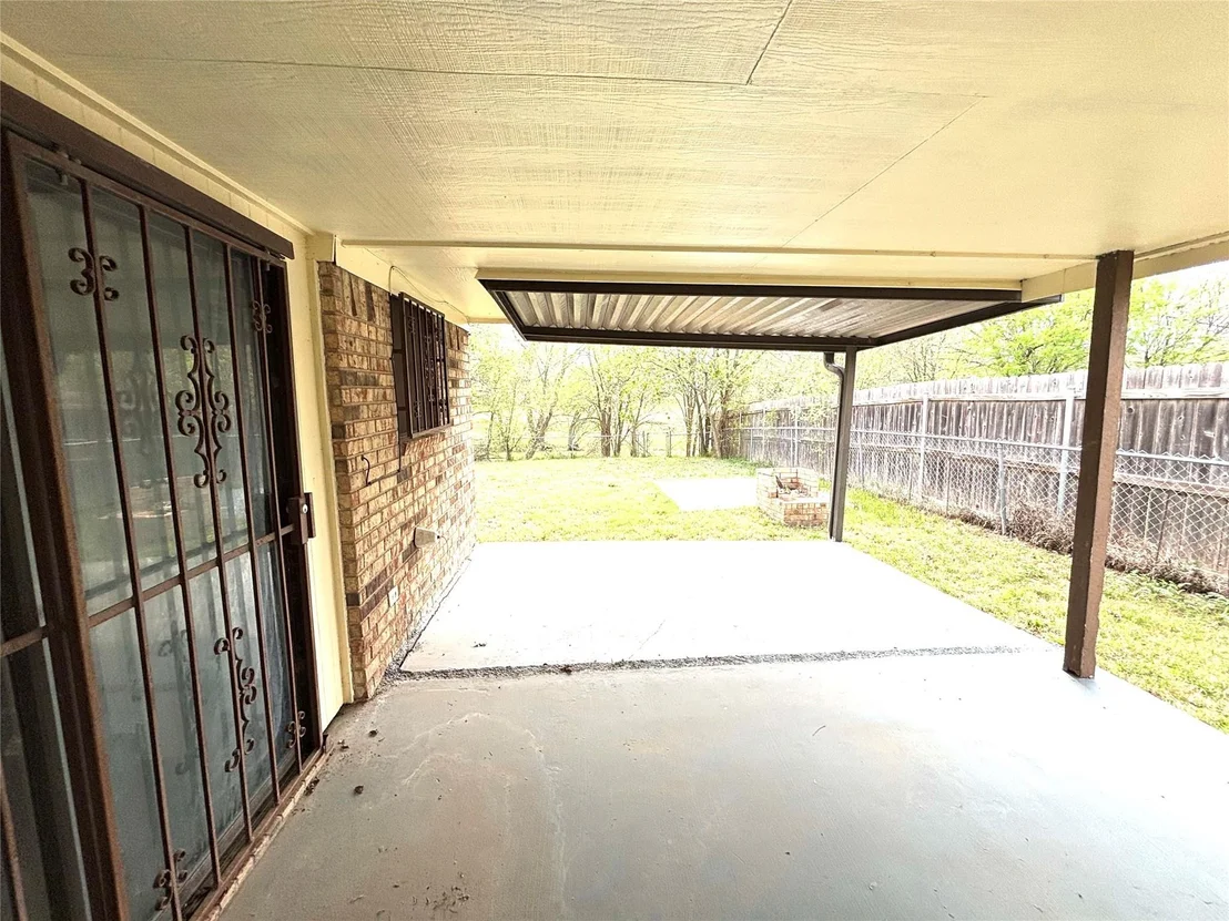 Photo of 2616 Hidden Valley DR