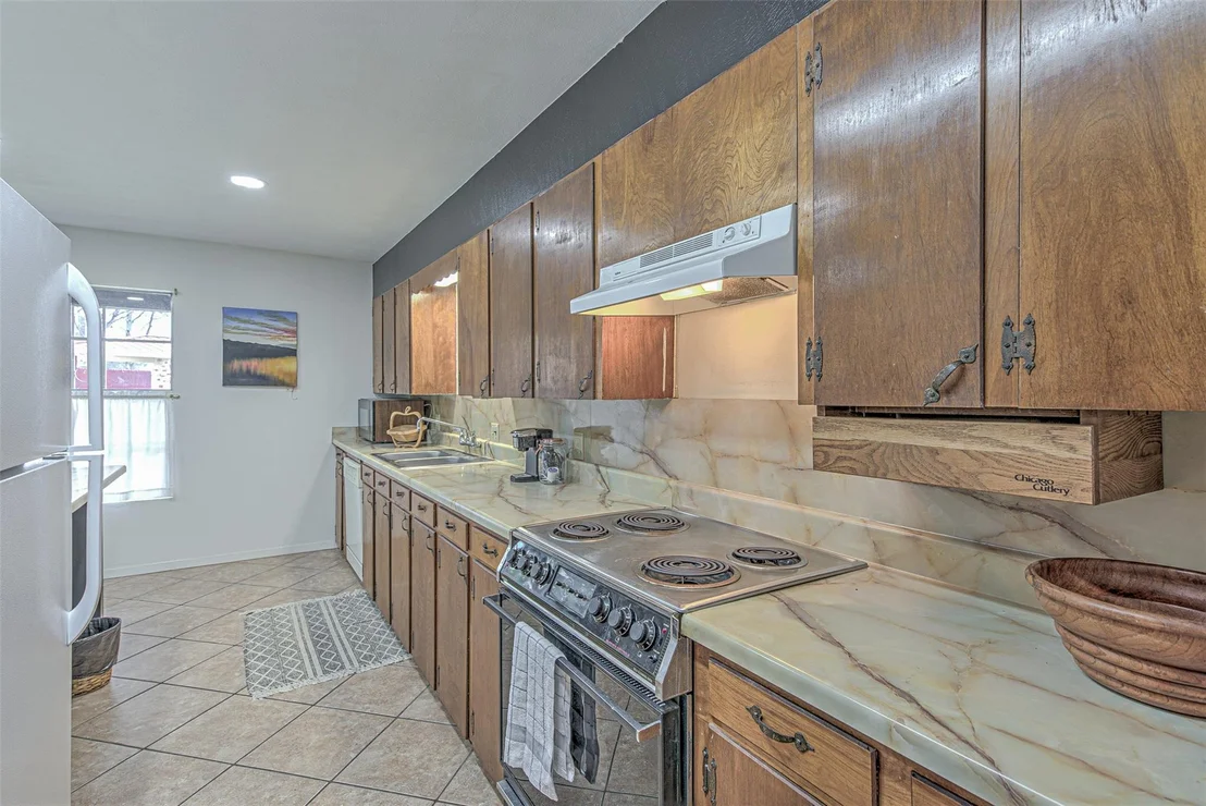 Photo of 5304 Bedford