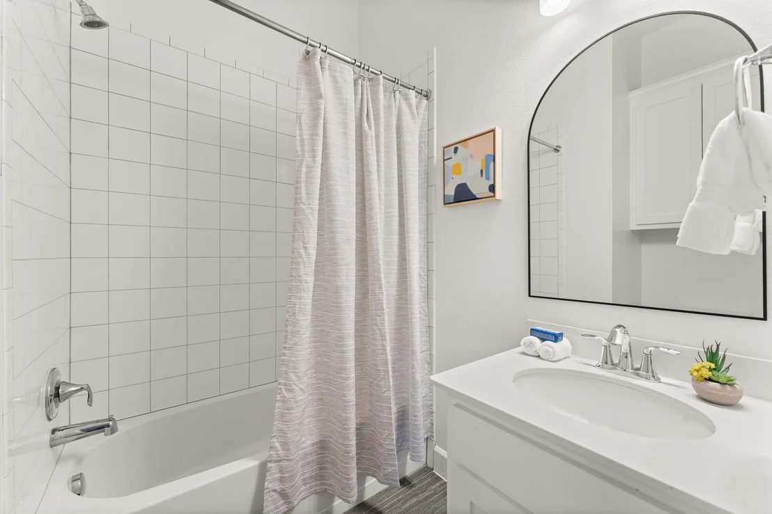 Photo of 900 Lipan TRL