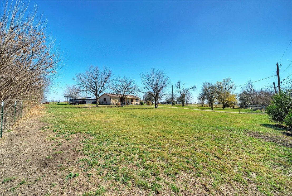 Photo of 901 County Road 134 RD