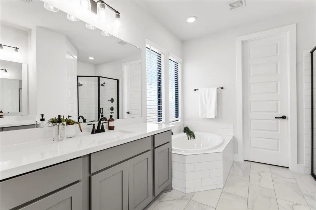 Photo of 9104 Looksee LN