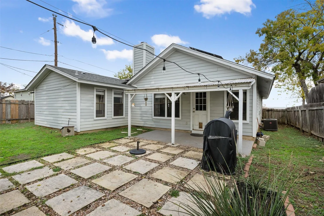 Photo of 711 Broken Bow DR