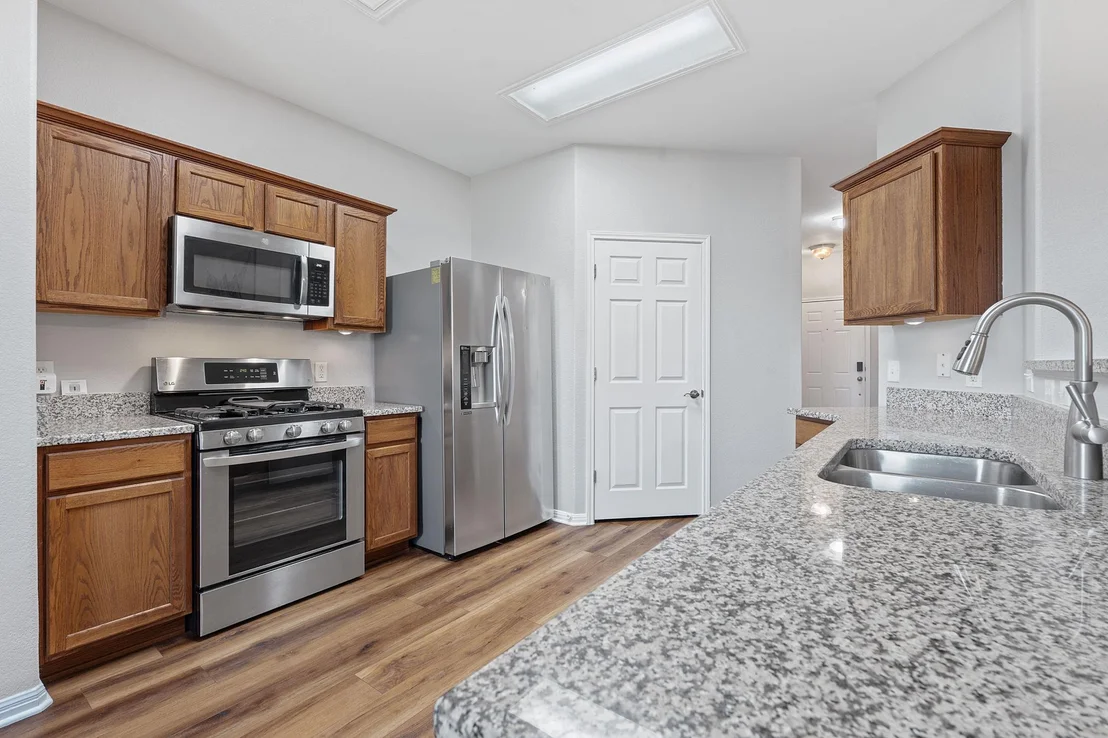 Photo of 1109 Middle Brook DR