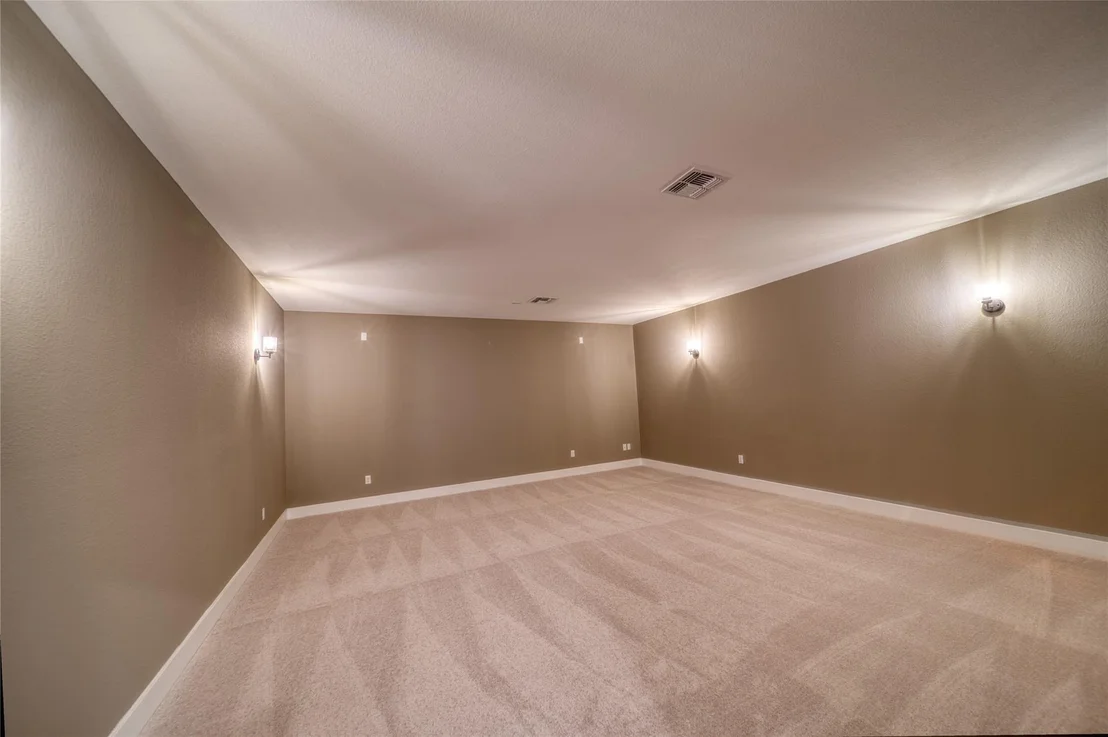 Photo of 3321 Mongolian DR