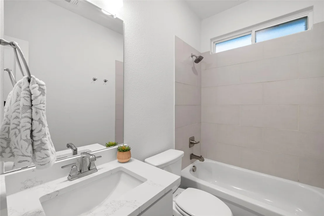 Photo of 8114 Timber Hollow LN