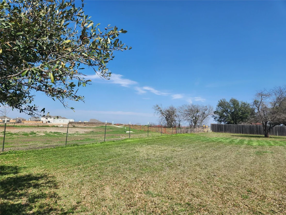 Photo of 58 Fairview DR
