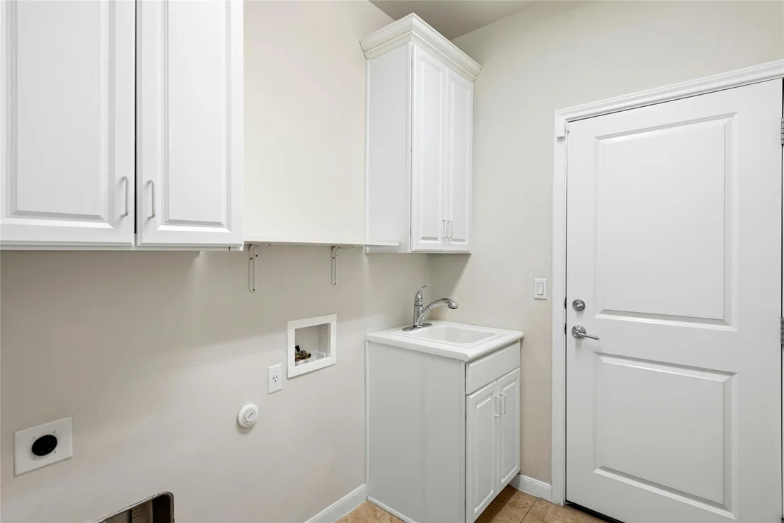 Photo of 405 Fieldstone DR