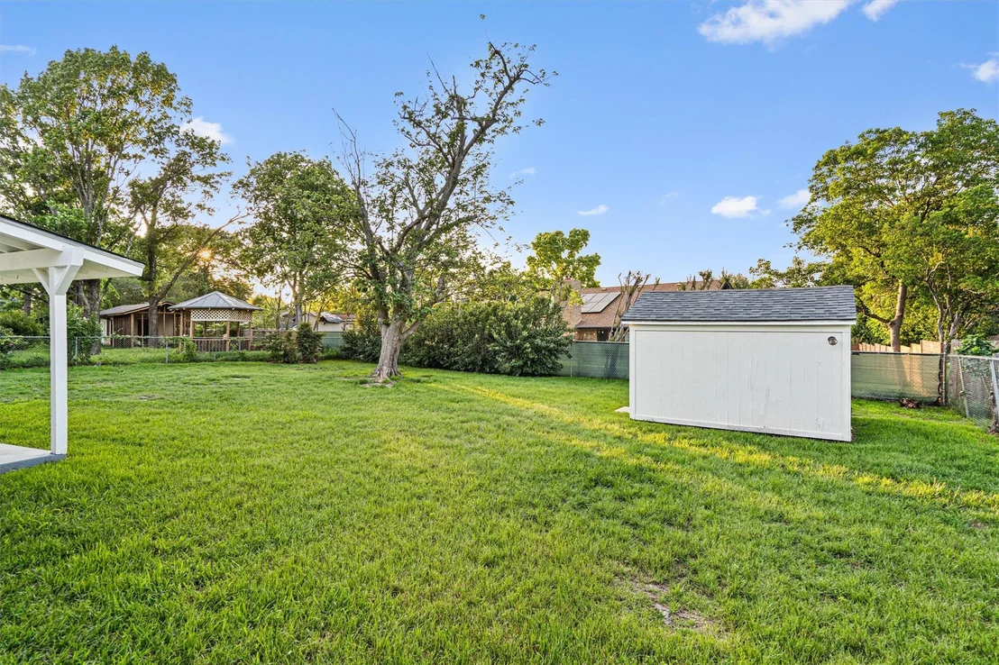 Photo of 110 Live Oak DR