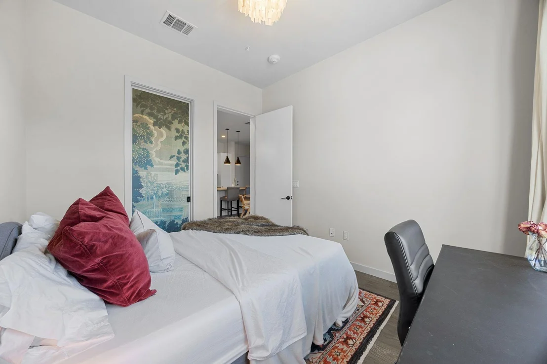 Photo of Unit 229 at 800 Embassy DR
