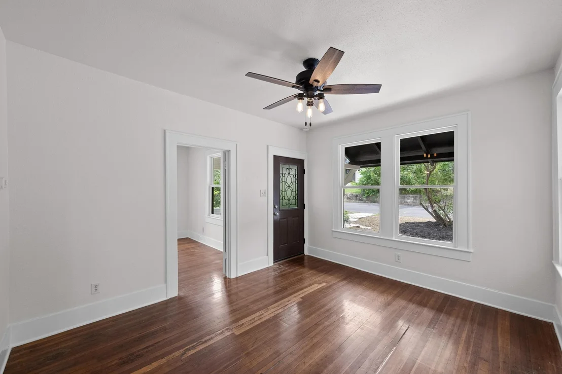 Photo of 713 Patterson Ave